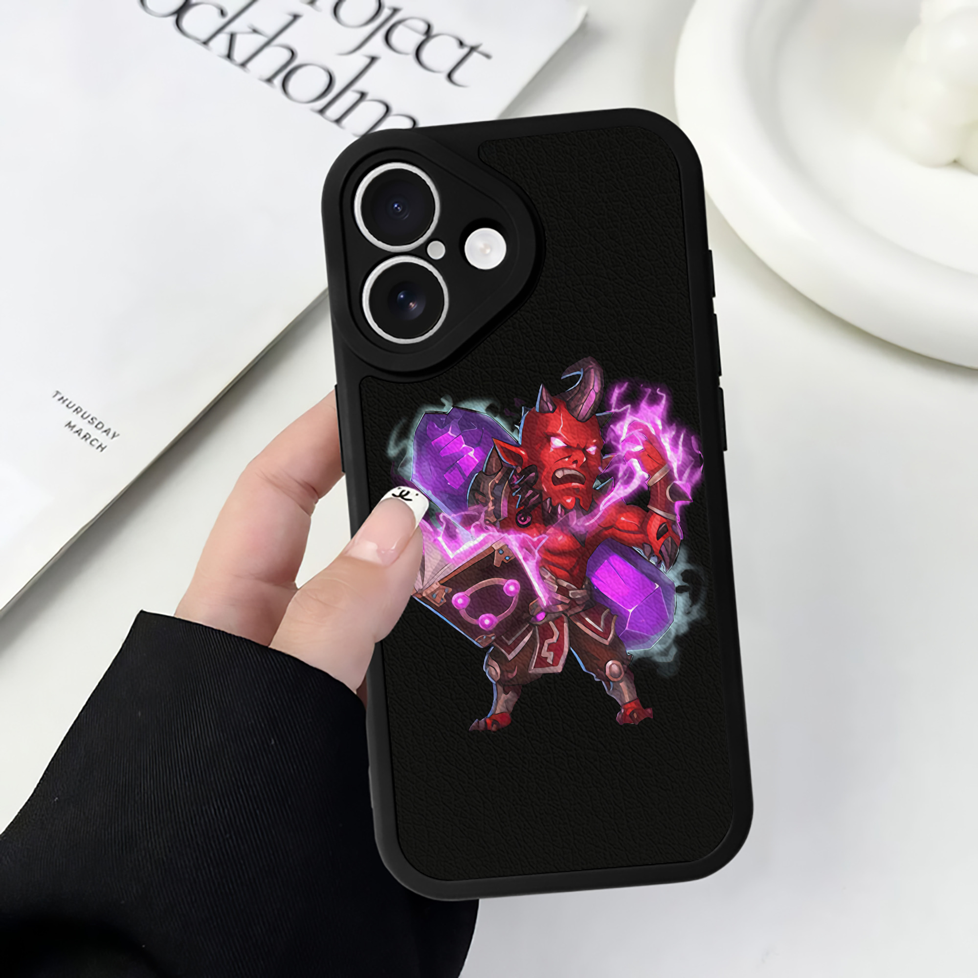 リーグ・オブ・レジェンド League of Legends LOL 【iPhone 16シリーズ対応】シリコンスマホケース（レザー調） 材質：シリコン